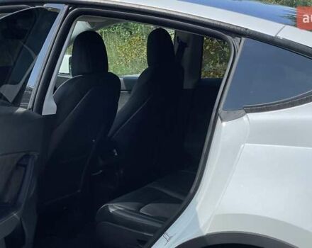 Белый Тесла Model Y, объемом двигателя 0 л и пробегом 65 тыс. км за 29999 $, фото 8 на Automoto.ua