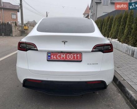 Белый Тесла Model Y, объемом двигателя 0 л и пробегом 39 тыс. км за 26000 $, фото 4 на Automoto.ua