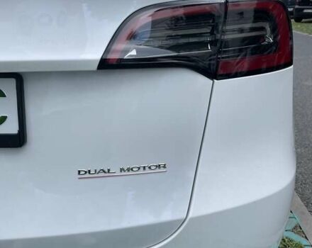 Белый Тесла Model Y, объемом двигателя 0 л и пробегом 119 тыс. км за 24600 $, фото 36 на Automoto.ua