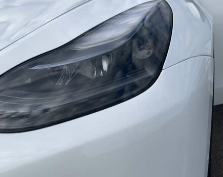 Белый Тесла Model Y, объемом двигателя 0 л и пробегом 83 тыс. км за 19499 $, фото 16 на Automoto.ua