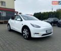 Белый Тесла Model Y, объемом двигателя 0 л и пробегом 122 тыс. км за 23000 $, фото 1 на Automoto.ua