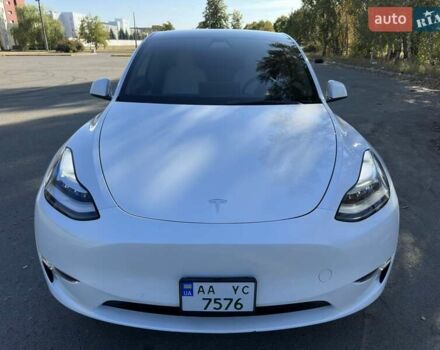 Тесла Model Y 2021 в Киеве на Automoto.ua Белый Тесла Model Y, объемом двигателя 0 л и пробегом 73 тыс. км за 29400 $, фото 3 на Automoto.ua