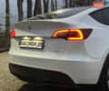 Белый Тесла Model Y, объемом двигателя 0 л и пробегом 128 тыс. км за 22600 $, фото 17 на Automoto.ua