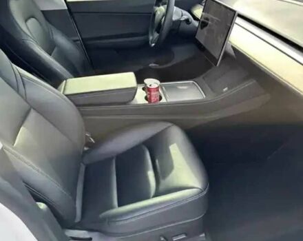 Белый Тесла Model Y, объемом двигателя 0 л и пробегом 113 тыс. км за 21800 $, фото 14 на Automoto.ua
