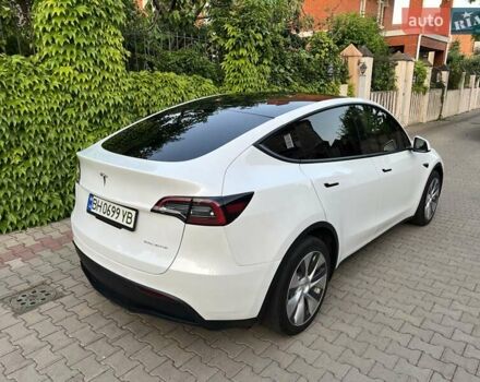 Белый Тесла Model Y, объемом двигателя 0 л и пробегом 69 тыс. км за 25500 $, фото 19 на Automoto.ua