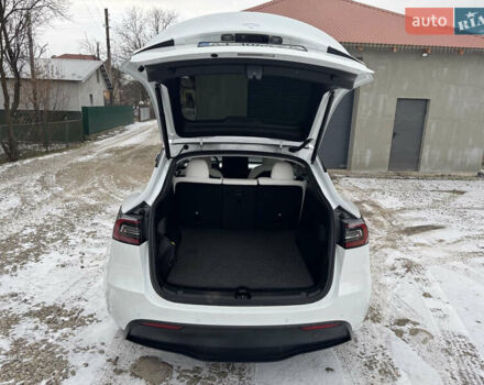 Белый Тесла Model Y, объемом двигателя 0 л и пробегом 60 тыс. км за 29900 $, фото 12 на Automoto.ua