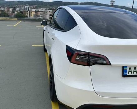 Білий Тесла Model Y, об'ємом двигуна 0 л та пробігом 119 тис. км за 23600 $, фото 28 на Automoto.ua
