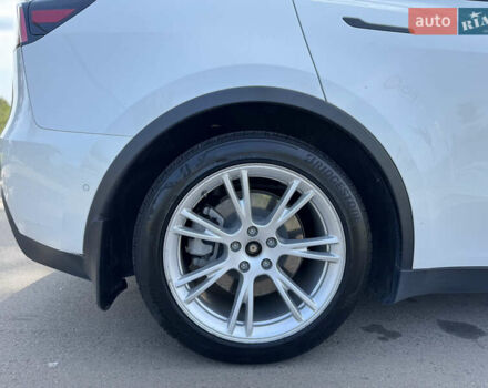 Тесла Model Y 2021 у Краматорске на Automoto.ua Білий Тесла Model Y, об'ємом двигуна 0 л та пробігом 119 тис. км за 19499 $, фото 20 на Automoto.ua