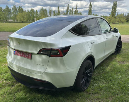 Белый Тесла Model Y, объемом двигателя 0 л и пробегом 75 тыс. км за 26000 $, фото 5 на Automoto.ua