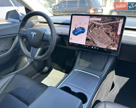 Белый Тесла Model Y, объемом двигателя 0 л и пробегом 94 тыс. км за 21999 $, фото 21 на Automoto.ua
