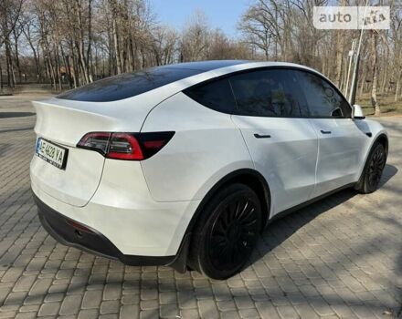 Белый Тесла Model Y, объемом двигателя 0 л и пробегом 56 тыс. км за 40500 $, фото 25 на Automoto.ua