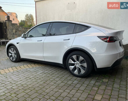 Білий Тесла Model Y, об'ємом двигуна 0 л та пробігом 13 тис. км за 25500 $, фото 34 на Automoto.ua