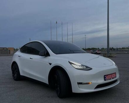 Белый Тесла Model Y, объемом двигателя 0 л и пробегом 39 тыс. км за 25999 $, фото 2 на Automoto.ua