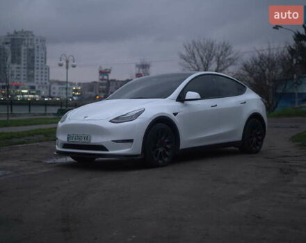 Білий Тесла Model Y, об'ємом двигуна 0 л та пробігом 66 тис. км за 23500 $, фото 20 на Automoto.ua