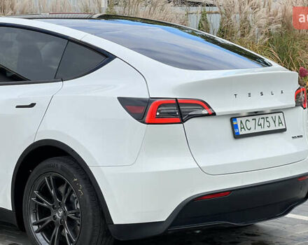 Тесла Model Y 2021 в Луцке на Automoto.ua Белый Тесла Model Y, объемом двигателя 0 л и пробегом 69 тыс. км за 22400 $, фото 6 на Automoto.ua