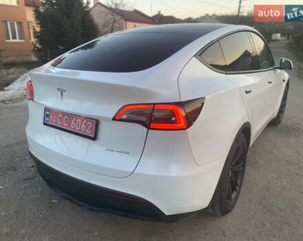 Белый Тесла Model Y, объемом двигателя 0 л и пробегом 32 тыс. км за 25700 $, фото 6 на Automoto.ua