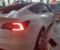 Белый Тесла Model Y, объемом двигателя 0 л и пробегом 75 тыс. км за 21950 $, фото 1 на Automoto.ua