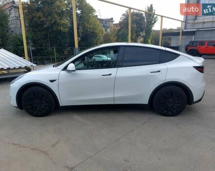 Белый Тесла Model Y, объемом двигателя 0 л и пробегом 58 тыс. км за 23400 $, фото 7 на Automoto.ua