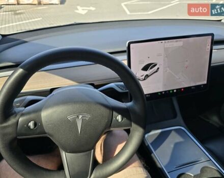 Білий Тесла Model Y, об'ємом двигуна 0 л та пробігом 109 тис. км за 22000 $, фото 52 на Automoto.ua