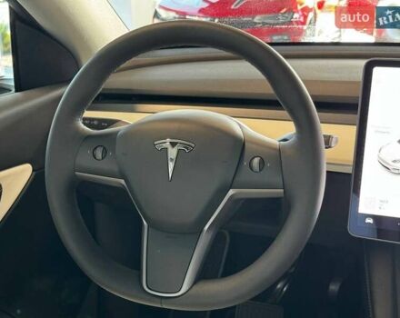 Білий Тесла Model Y, об'ємом двигуна 0 л та пробігом 1 тис. км за 29500 $, фото 26 на Automoto.ua