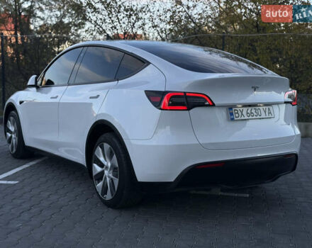 Тесла Model Y 2021 в Хмельницком на Automoto.ua Белый Тесла Model Y, объемом двигателя 0 л и пробегом 83 тыс. км за 25499 $, фото 5 на Automoto.ua