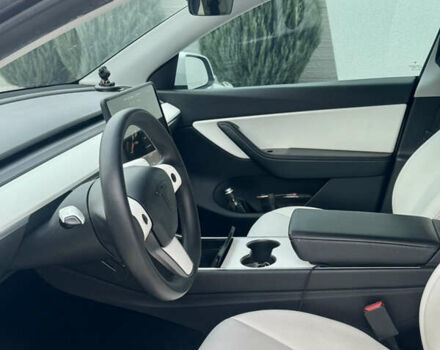 Белый Тесла Model Y, объемом двигателя 0 л и пробегом 180 тыс. км за 23000 $, фото 8 на Automoto.ua