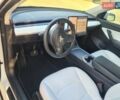 Белый Тесла Model Y, объемом двигателя 0 л и пробегом 68 тыс. км за 27000 $, фото 5 на Automoto.ua