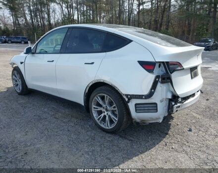Белый Тесла Model Y, объемом двигателя 0 л и пробегом 102 тыс. км за 15700 $, фото 3 на Automoto.ua