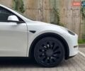 Белый Тесла Model Y, объемом двигателя 0 л и пробегом 98 тыс. км за 26499 $, фото 11 на Automoto.ua