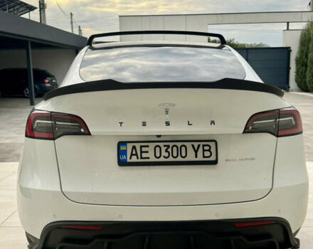 Белый Тесла Model Y, объемом двигателя 0 л и пробегом 180 тыс. км за 23000 $, фото 2 на Automoto.ua