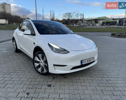 Білий Тесла Model Y, об'ємом двигуна 0 л та пробігом 83 тис. км за 24500 $, фото 3 на Automoto.ua