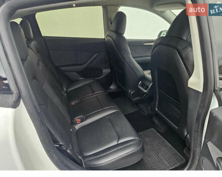 Белый Тесла Model Y, объемом двигателя 0 л и пробегом 212 тыс. км за 17100 $, фото 7 на Automoto.ua