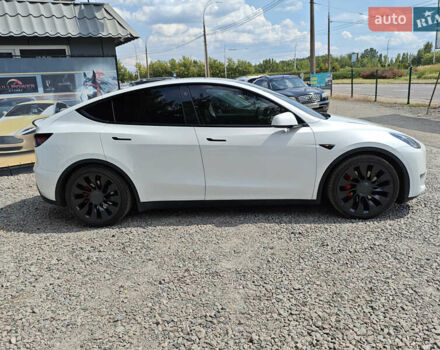 Белый Тесла Model Y, объемом двигателя 0 л и пробегом 133 тыс. км за 25950 $, фото 3 на Automoto.ua