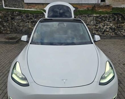 Тесла Model Y 2021 в Ровно на Automoto.ua Белый Тесла Model Y, объемом двигателя 0 л и пробегом 133 тыс. км за 22000 $, фото 26 на Automoto.ua