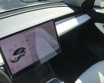 Белый Тесла Model Y, объемом двигателя 0 л и пробегом 37 тыс. км за 30000 $, фото 9 на Automoto.ua