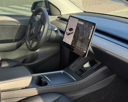 Белый Тесла Model Y, объемом двигателя 0 л и пробегом 58 тыс. км за 24500 $, фото 5 на Automoto.ua