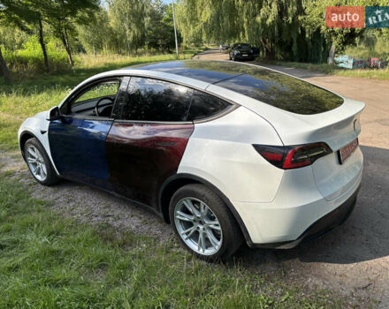 Белый Тесла Model Y, объемом двигателя 0 л и пробегом 101 тыс. км за 17500 $, фото 3 на Automoto.ua