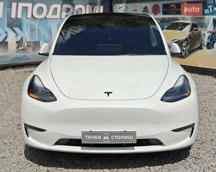 Белый Тесла Model Y, объемом двигателя 0 л и пробегом 133 тыс. км за 25950 $, фото 1 на Automoto.ua