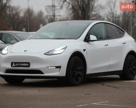 Белый Тесла Model Y, объемом двигателя 0 л и пробегом 121 тыс. км за 21900 $, фото 2 на Automoto.ua