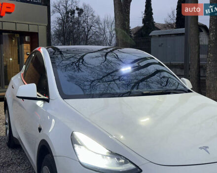 Белый Тесла Model Y, объемом двигателя 0 л и пробегом 128 тыс. км за 22600 $, фото 28 на Automoto.ua