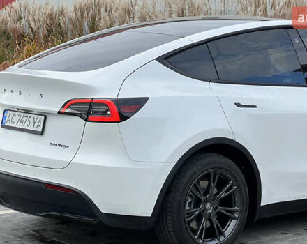 Тесла Model Y 2021 в Луцке на Automoto.ua Белый Тесла Model Y, объемом двигателя 0 л и пробегом 69 тыс. км за 22400 $, фото 10 на Automoto.ua