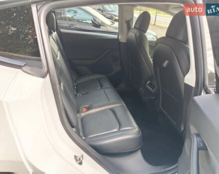 Белый Тесла Model Y, объемом двигателя 0 л и пробегом 133 тыс. км за 25950 $, фото 15 на Automoto.ua