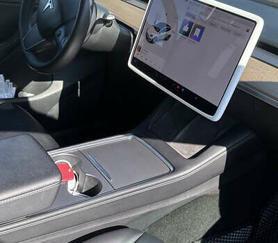 Белый Тесла Model Y, объемом двигателя 0 л и пробегом 145 тыс. км за 22500 $, фото 5 на Automoto.ua