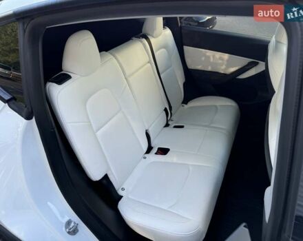 Белый Тесла Model Y, объемом двигателя 0 л и пробегом 36 тыс. км за 30500 $, фото 27 на Automoto.ua