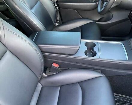 Белый Тесла Model Y, объемом двигателя 0 л и пробегом 70 тыс. км за 26750 $, фото 5 на Automoto.ua