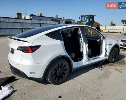 Белый Тесла Model Y, объемом двигателя 0 л и пробегом 74 тыс. км за 19000 $, фото 3 на Automoto.ua