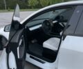 Белый Тесла Model Y, объемом двигателя 0 л и пробегом 39 тыс. км за 25999 $, фото 7 на Automoto.ua