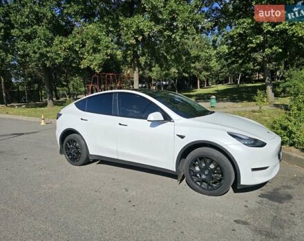 Білий Тесла Model Y, об'ємом двигуна 0 л та пробігом 109 тис. км за 22000 $, фото 72 на Automoto.ua