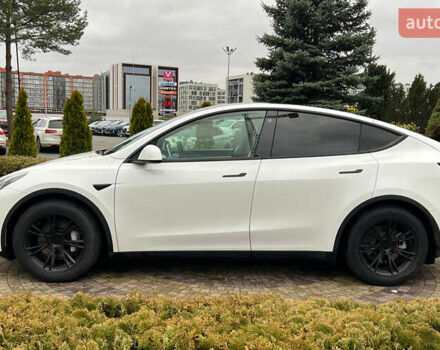 Білий Тесла Model Y, об'ємом двигуна 0 л та пробігом 88 тис. км за 26800 $, фото 3 на Automoto.ua
