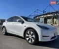 Белый Тесла Model Y, объемом двигателя 0 л и пробегом 81 тыс. км за 23999 $, фото 7 на Automoto.ua